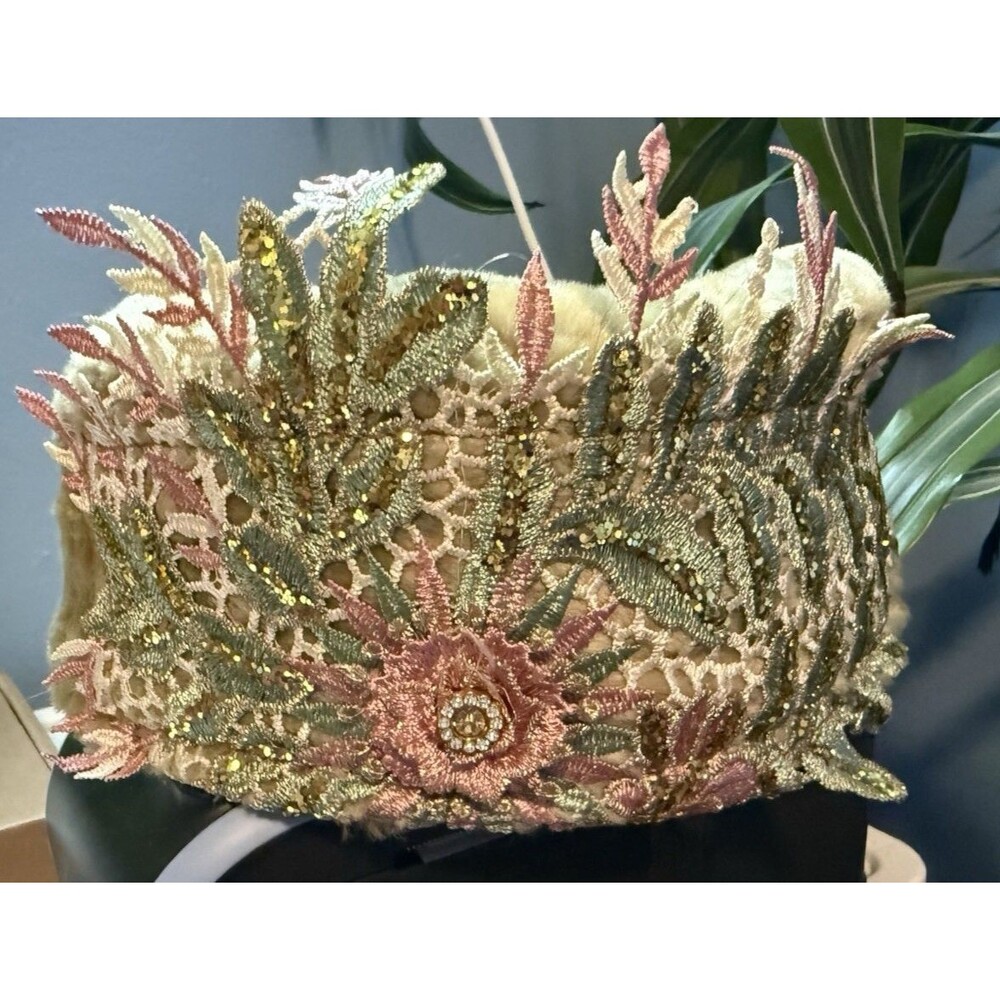 Damsel In This Dress Couture Pill Box Hat Lace Beaded Floral NWT